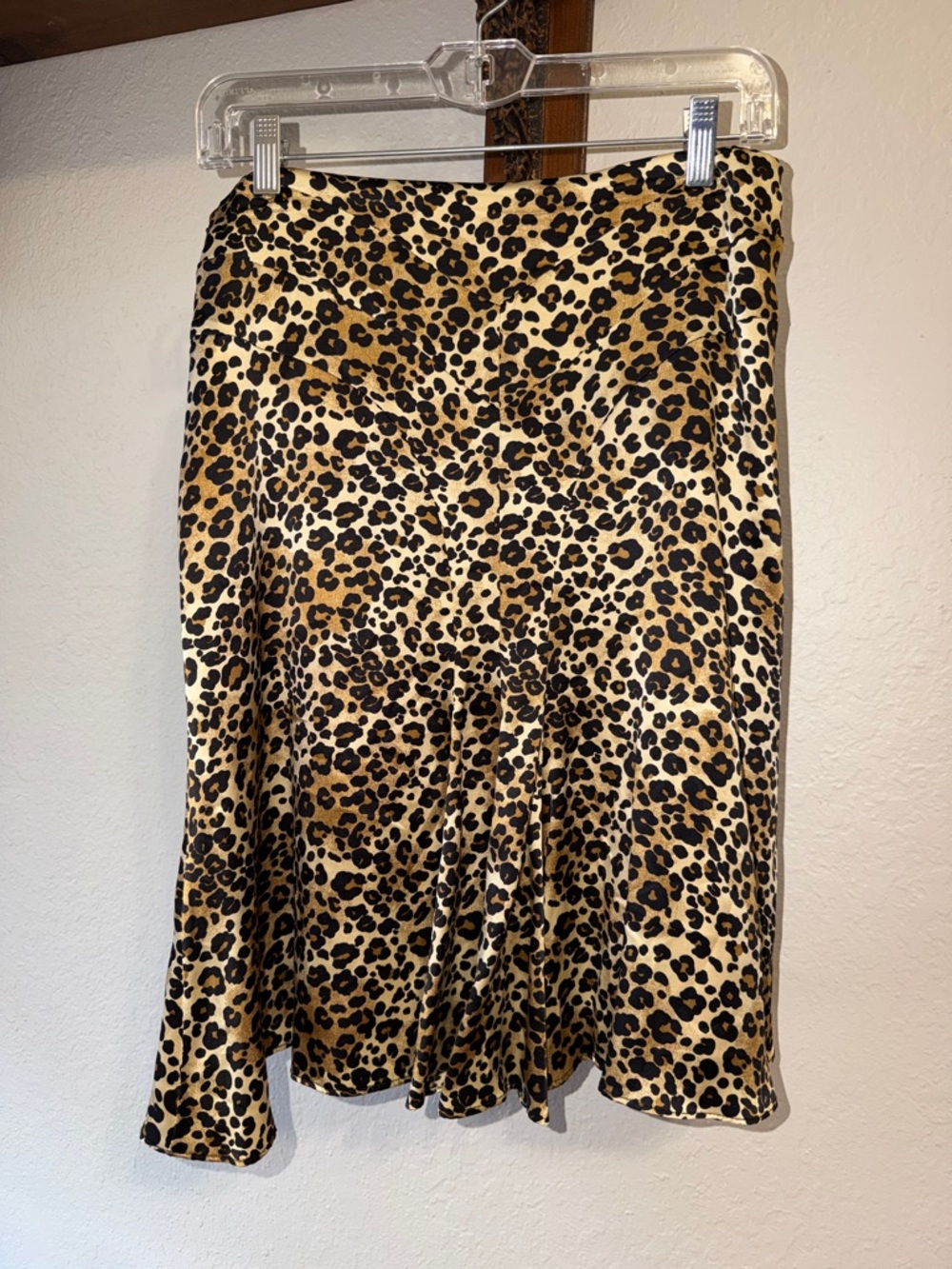 Cheetah silky flirty skirt